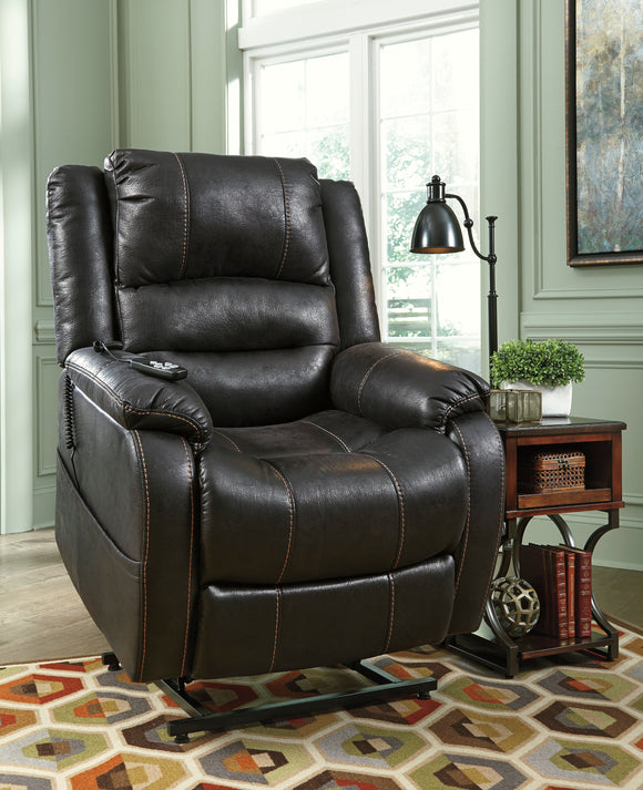 Yandel Black Power Lift Chair